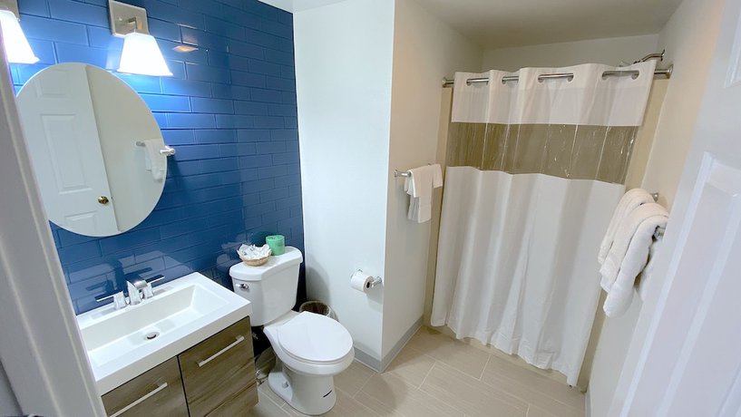Imagen de la habitación del Hotel Founder's Brook and Suites. Foto 7