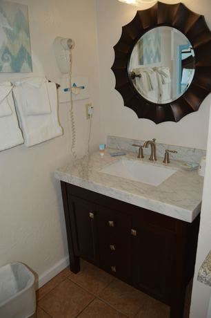 Imagen de la habitación del Hotel Fountain Beach Resort. Foto 6