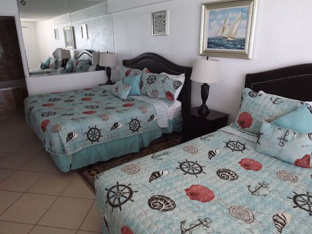 Imagen de la habitación del Hotel Fountain Beach Resort. Foto 13