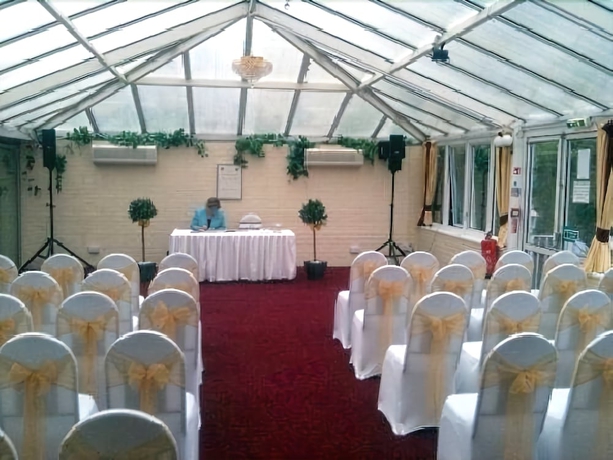 Imagen de los interiores del Hotel Fountain Court. Foto 16