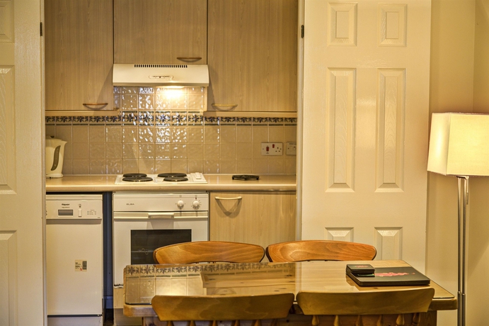 Imagen de la habitación del Hotel Fountain Court Grove. Foto 5