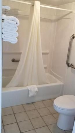 Imagen de la habitación del Hotel Fountain Inn. Foto 7