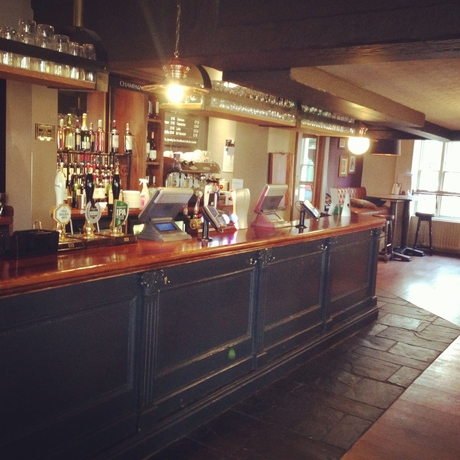 Imagen del bar/restaurante del Hotel Fountain Isle Of Wight By Greene King Inns. Foto 2