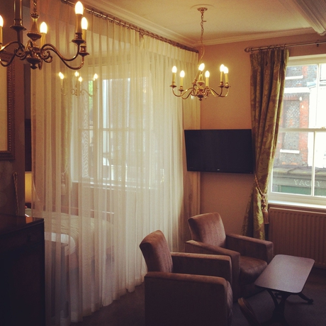 Imagen de los interiores del Hotel Fountain Isle Of Wight By Greene King Inns. Foto 15