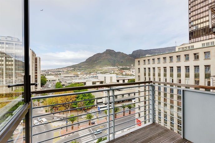 Imagen de la habitación del Hotel Fountains Hotel. Foto 5