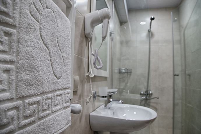 Imagen de la habitación del Hotel Four Brothers. Foto 9