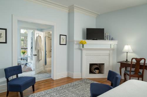 Imagen de la habitación del Hotel Four Chimneys Inn. Foto 15