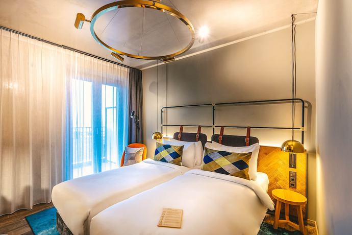 Imagen de la habitación del Hotel Four Elements Amsterdam. Foto 15