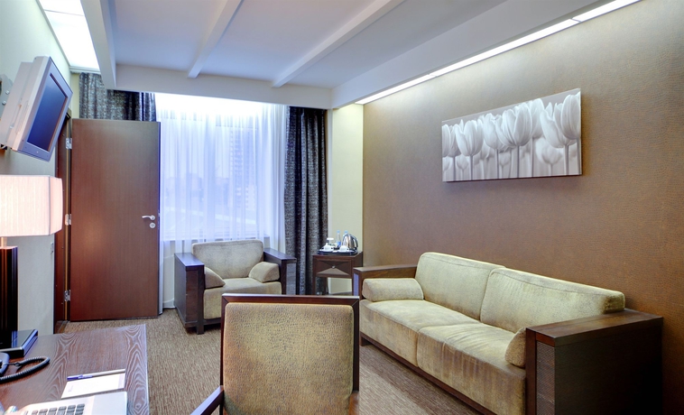 Imagen de los interiores del Hotel Four Elements Perm. Foto 12