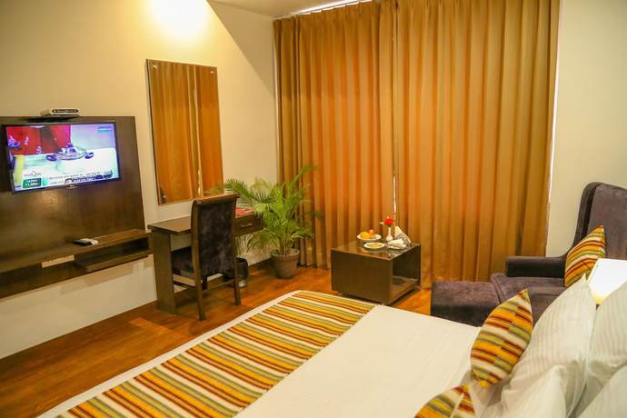 Imagen de la habitación del Hotel Four Leafs Amritsar. Foto 12