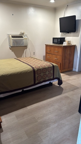 Imagen de la habitación del Hotel Four Oaks, Conway. Foto 7