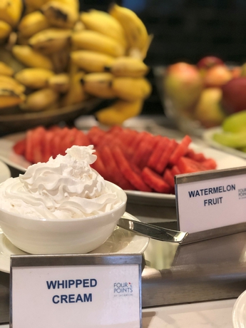 Imagen del bar/restaurante del Hotel Four Points By Sheraton Arusha, The Arusha, ARUSHA. Foto 2