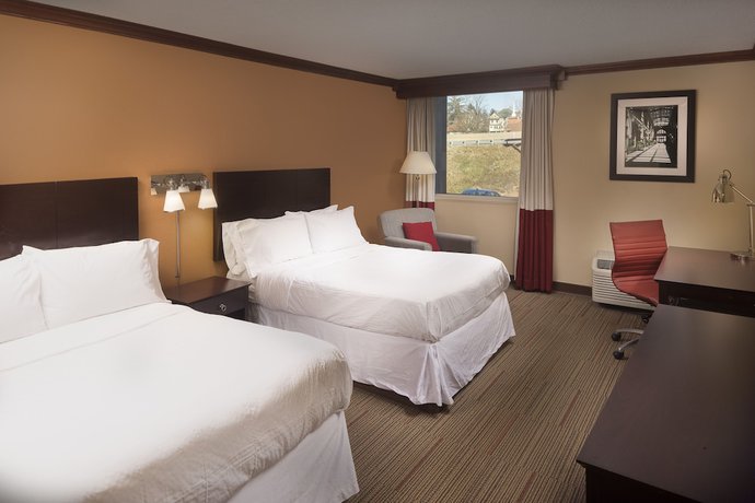 Imagen de la habitación del Hotel Four Points By Sheraton Asheville Downtown. Foto 11