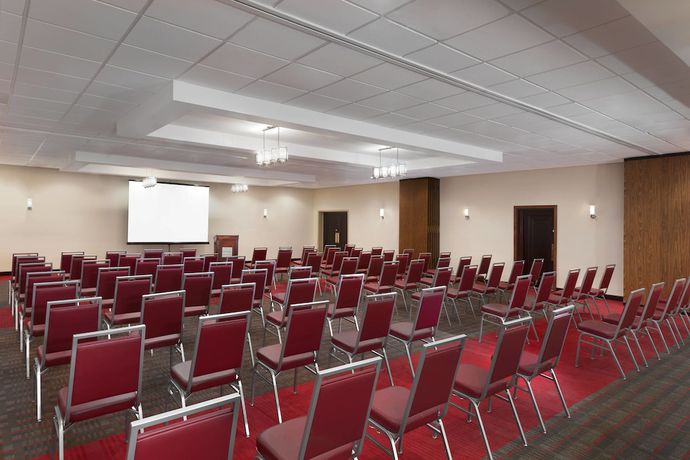 Imagen de los interiores del Hotel Four Points By Sheraton Asheville Downtown. Foto 18