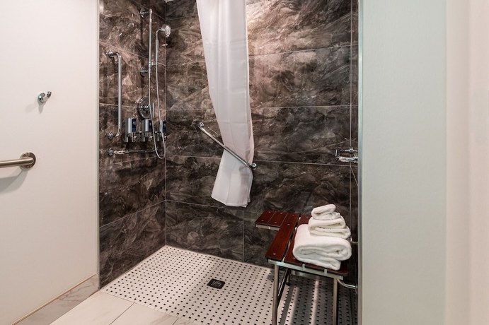 Imagen de la habitación del Hotel Four Points By Sheraton Atlanta Airport West. Foto 6