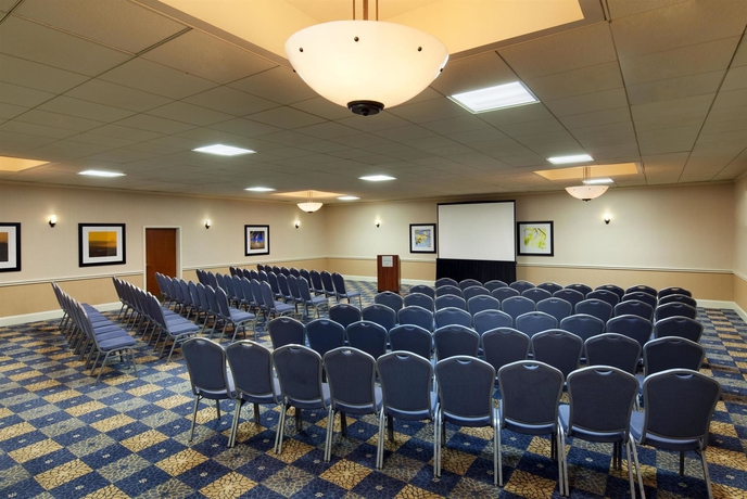 Imagen de los interiores del Hotel Four Points By Sheraton Bakersfield. Foto 10