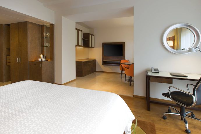 Imagen de la habitación del Hotel Four Points By Sheraton Bengaluru, Whitefield. Foto 11