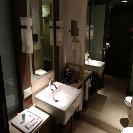 Imagen de la habitación del Hotel Four Points By Sheraton Bengaluru, Whitefield. Foto 13