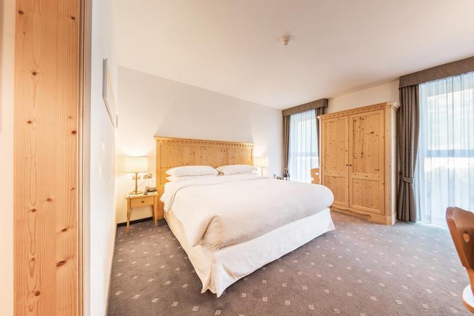 Imagen de la habitación del Hotel Four Points By Sheraton Bolzano. Foto 11