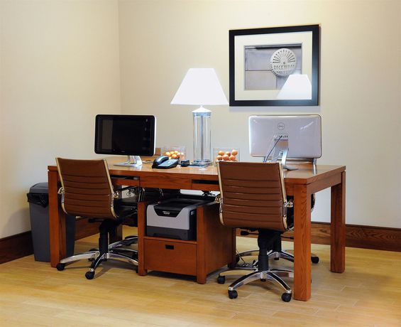 Imagen de los interiores del Hotel Four Points By Sheraton Cambridge Kitchener, Ontario. Foto 9