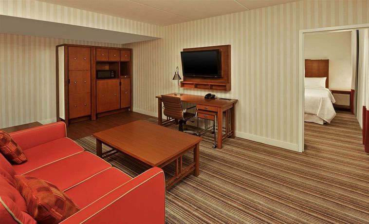 Imagen de la habitación del Hotel Four Points By Sheraton Cambridge Kitchener, Ontario. Foto 8