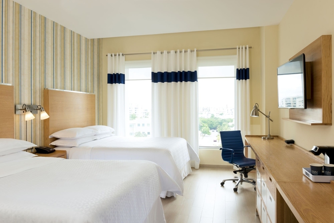 Imagen de la habitación del Hotel Four Points By Sheraton Cancun Centro. Foto 5