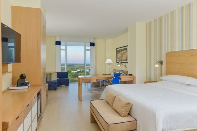 Imagen de la habitación del Hotel Four Points By Sheraton Cancun Centro. Foto 6