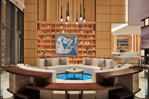 Imagen de los interiores del Hotel Four Points By Sheraton Changsha, Meixi Lake. Foto 8