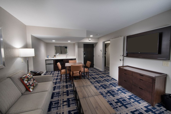 Imagen de la habitación del Hotel Four Points By Sheraton Charlotte - Lake Norman. Foto 5