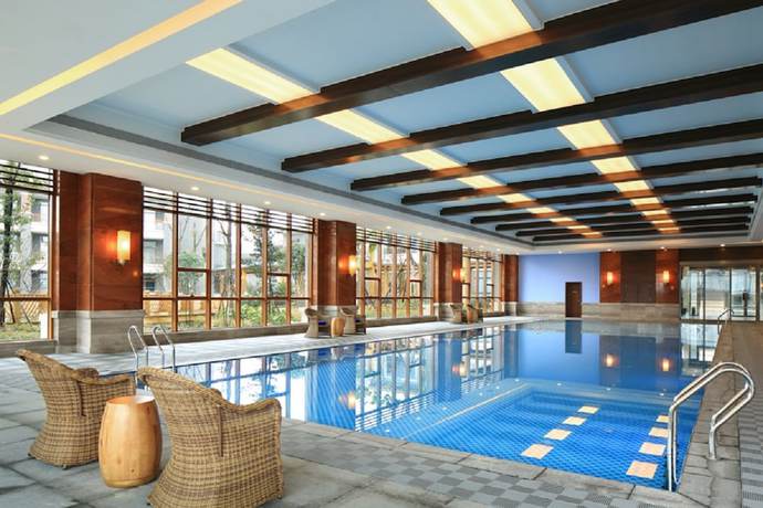 Imagen de la piscina del Hotel Four Points By Sheraton Chengdu, Anren. Foto 17