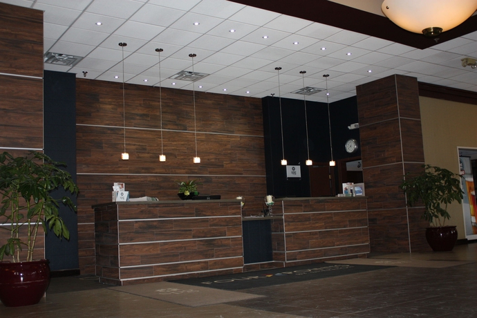 Imagen de los interiores del Hotel Four Points By Sheraton Chicago O'hare Airport. Foto 11