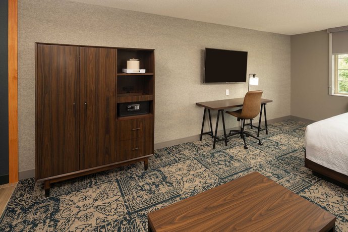 Imagen de la habitación del Hotel Four Points By Sheraton Chicago Schaumburg. Foto 4