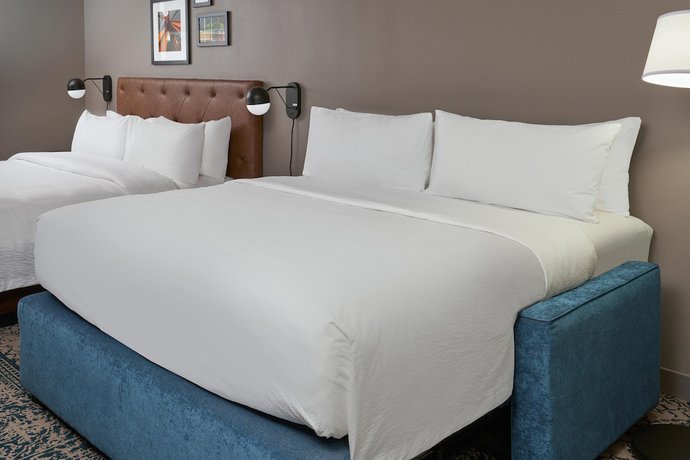 Imagen de la habitación del Hotel Four Points By Sheraton Chicago Schaumburg. Foto 5