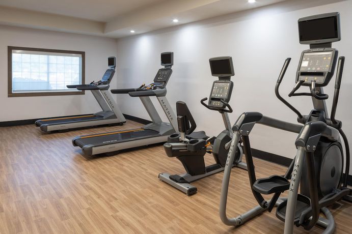 Imagen de los interiores del Hotel Four Points By Sheraton Chicago Schaumburg. Foto 11