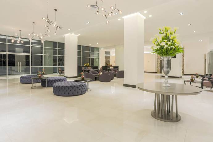 Imagen de los interiores del Hotel Four Points By Sheraton Cuenca. Foto 11