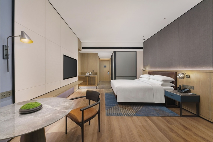 Imagen de la habitación del Hotel Four Points By Sheraton Dalian Donggang. Foto 7