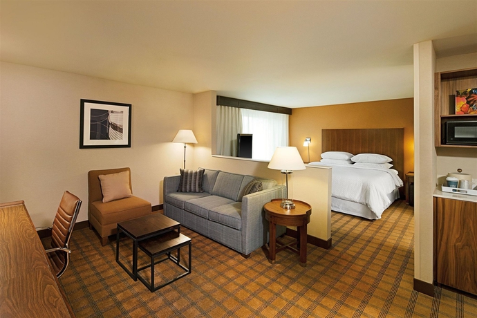Imagen de la habitación del Hotel Four Points By Sheraton Downtown Seattle Center. Foto 6