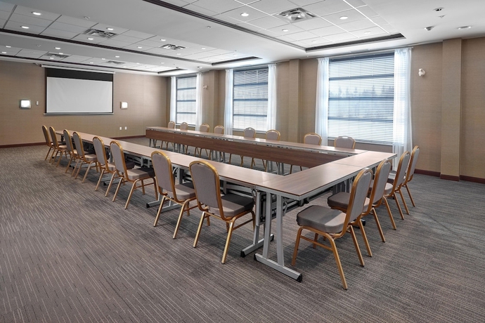 Imagen de los interiores del Hotel Four Points By Sheraton Edmonton West. Foto 14