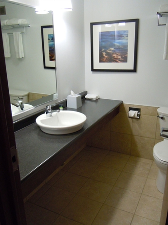 Imagen de la habitación del Hotel Four Points By Sheraton Edmunston and Conference Center. Foto 5