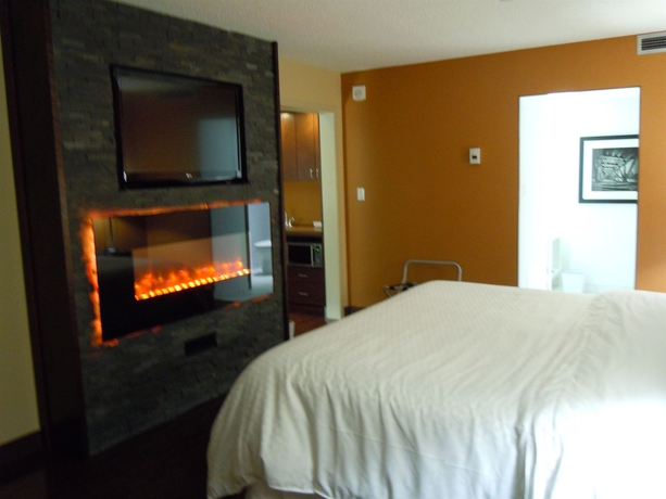 Imagen de la habitación del Hotel Four Points By Sheraton Edmunston and Conference Center. Foto 8