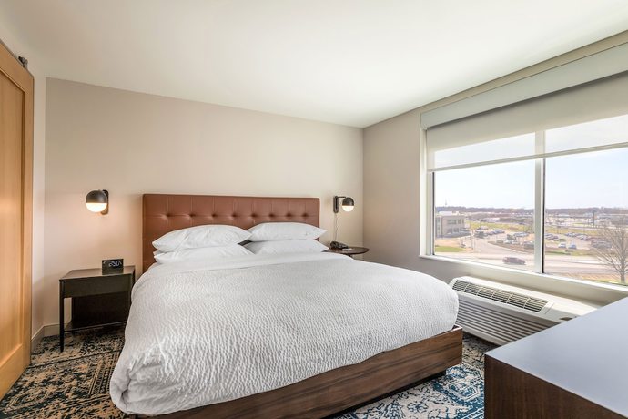 Imagen de la habitación del Hotel Four Points By Sheraton Elkhart. Foto 3