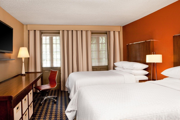 Imagen de la habitación del Hotel Four Points By Sheraton French Quarter. Foto 6