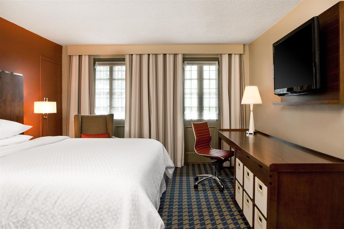 Imagen de la habitación del Hotel Four Points By Sheraton French Quarter. Foto 12