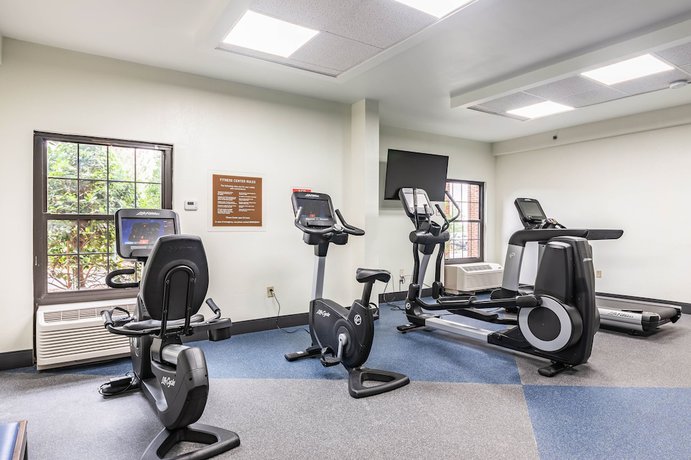 Imagen de los interiores del Hotel Four Points By Sheraton Greensboro Airport. Foto 11