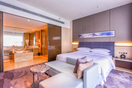 Imagen de la habitación del Hotel Four Points By Sheraton Guangdong, Heshan. Foto 6