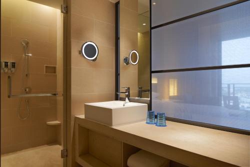 Imagen de la habitación del Hotel Four Points By Sheraton Guangdong, Heshan. Foto 7