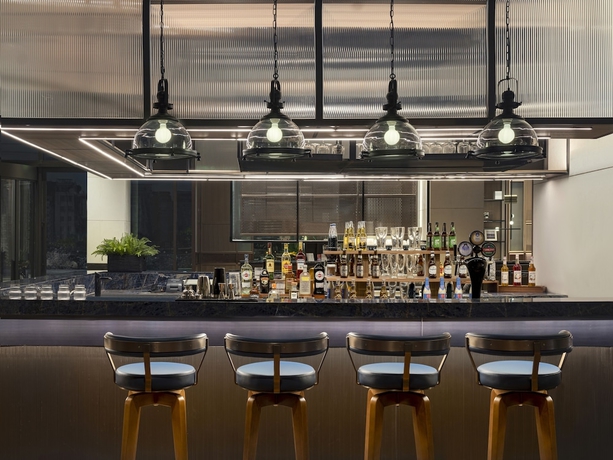 Imagen del bar/restaurante del Hotel Four Points By Sheraton Guangzhou, Baiyun. Foto 2