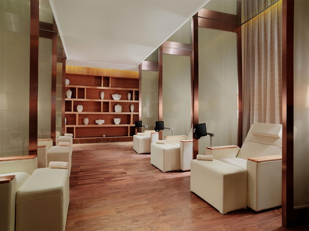 Imagen de los interiores del Hotel Four Points By Sheraton Guangzhou, Dongpu. Foto 10