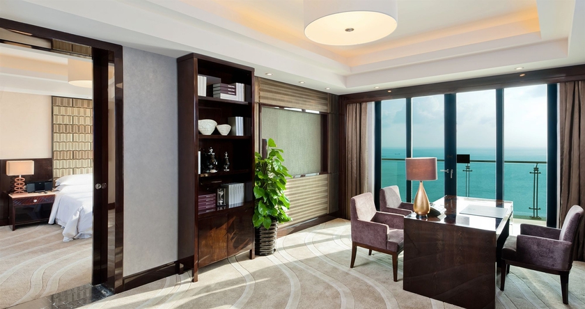 Imagen de los interiores del Hotel Four Points By Sheraton Hainan, Sanya. Foto 11