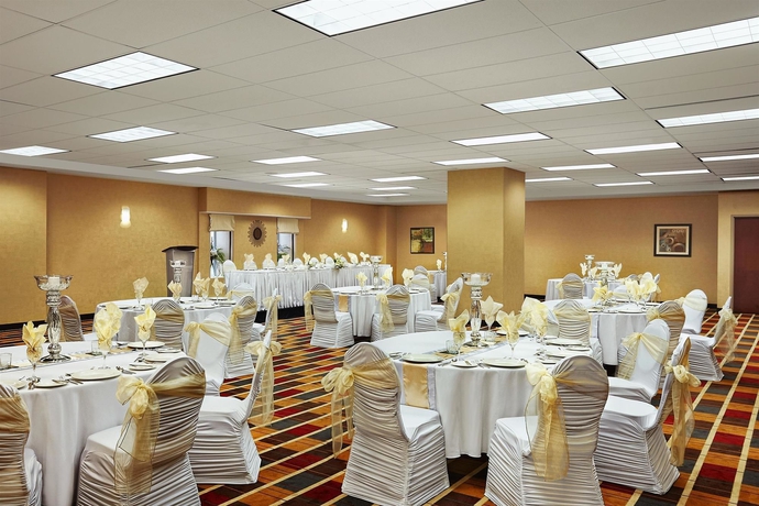 Imagen de los interiores del Hotel Four Points By Sheraton Halifax. Foto 7